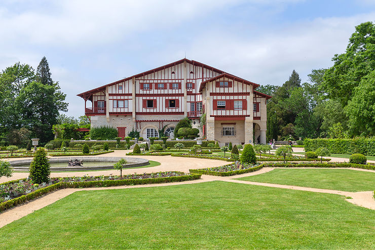 La villa Arnaga d’Edmond Rostand : le « petit Versailles » de Cambo-les-Bains