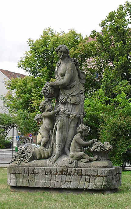 Belle statue