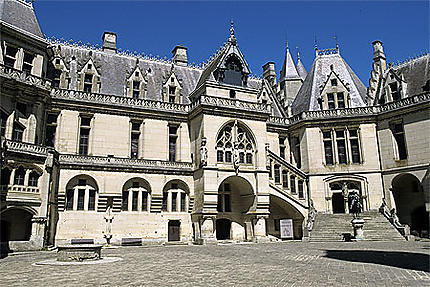 Cour intérieure, château, Pierrefonds
