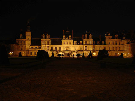 Château De Fontainebleau : Châteaux : Nuit : Château De Fontainebleau ...