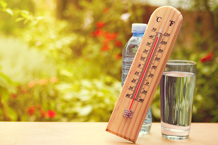Santé - Canicule et fortes chaleurs : protégez-vous même en vacances !