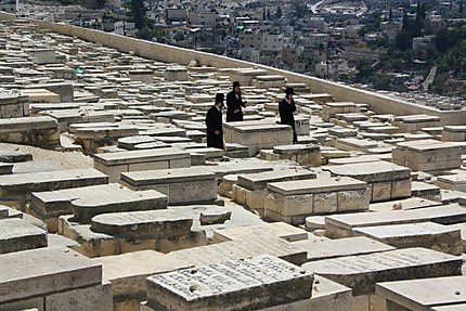 Juifs orthodoxes, cimetière du Mont des oliviers