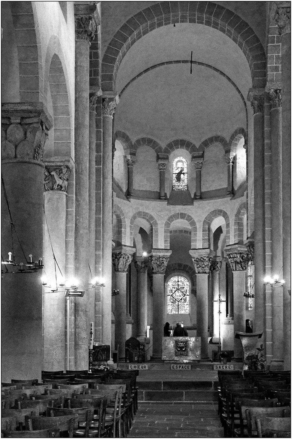 Intérieur de l'église Saint Nectaire