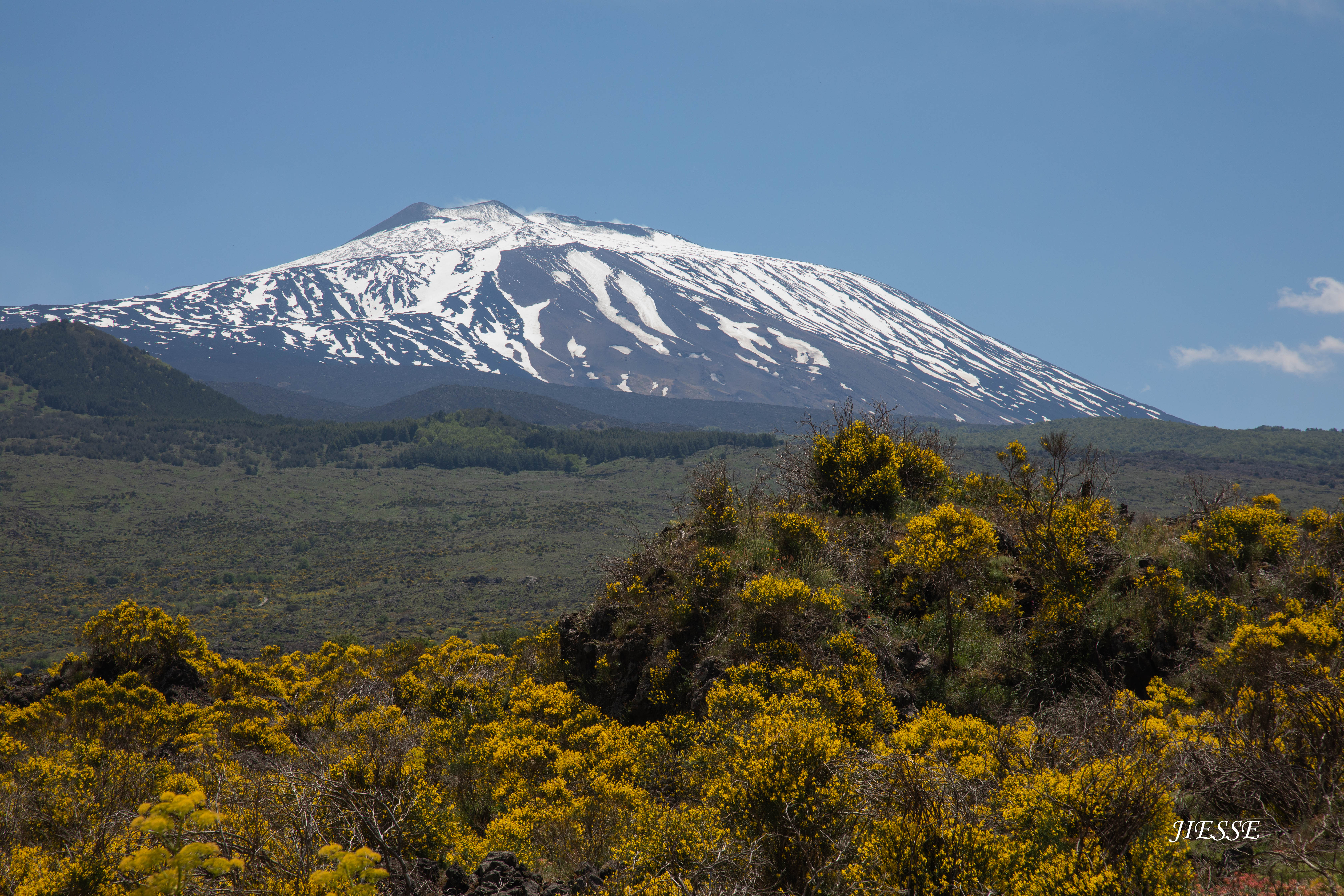 L'Etna au printemps L'Etna au printemps