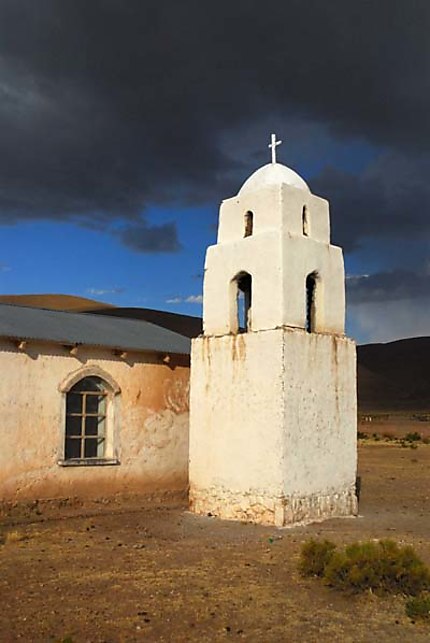 chapelle isolée entre La Paz et Oruro