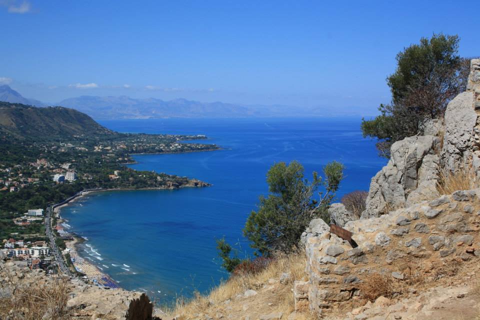 Cefalu depuis la Rocca Cefalu depuis la Rocca