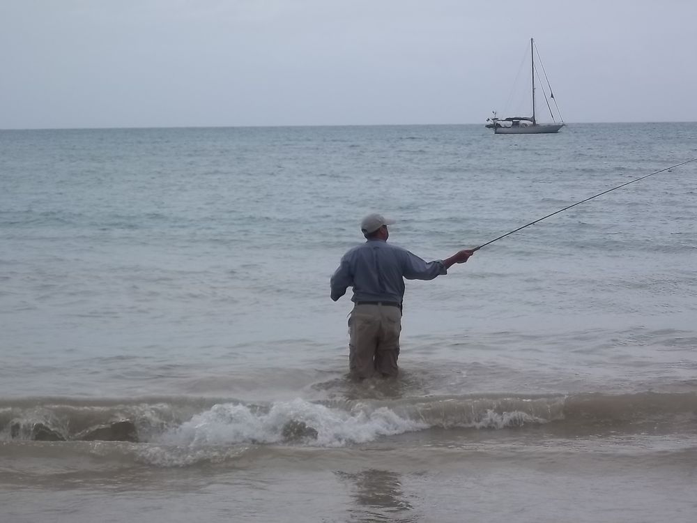 Pêche sur le bord de la mer 