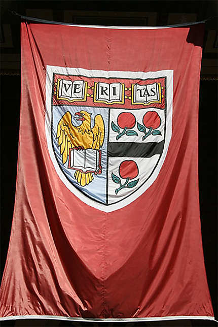 Blason de Harvard University