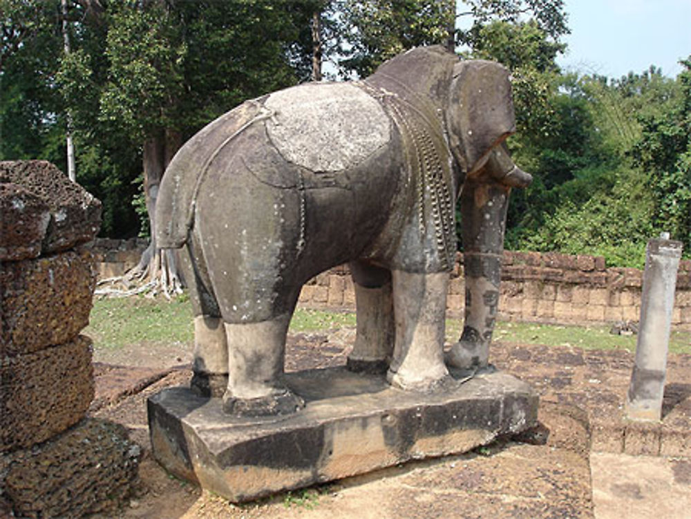 Sculpture d'éléphant