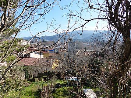 Sur les hauteurs du village d'Auriol