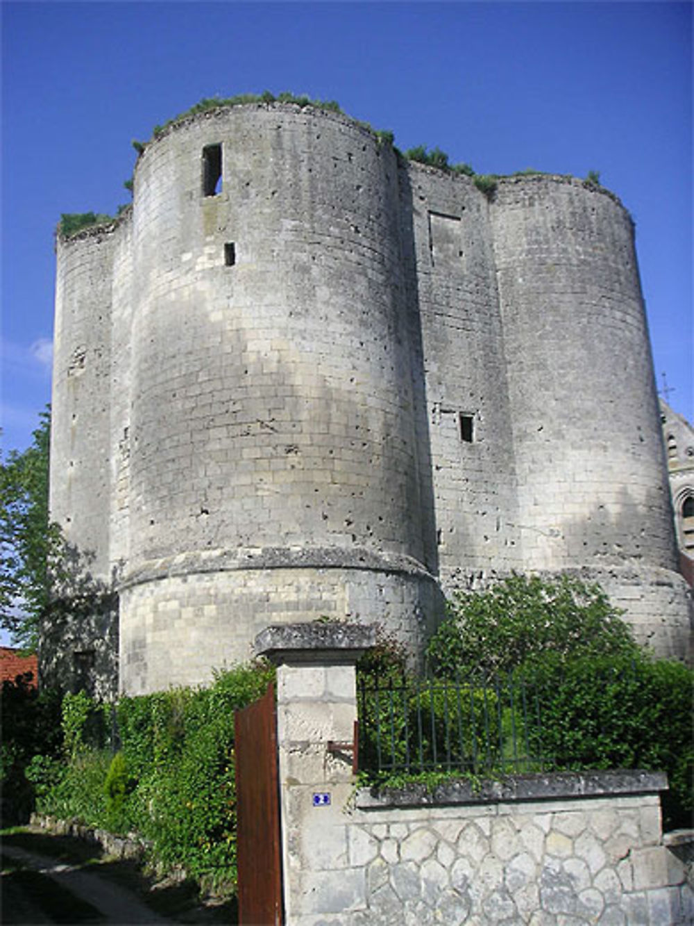 Donjon d'Ambleny