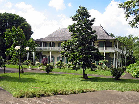 Maison coloniale au jardin de pamplemousse