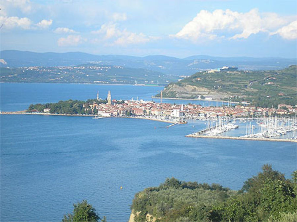 Izola