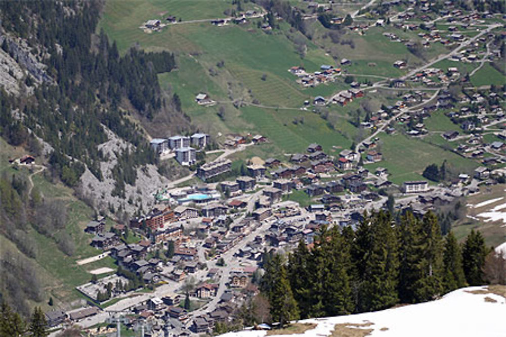 La Clusaz vu d'en haut