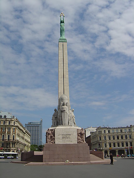 Riga : statue de la Liberté