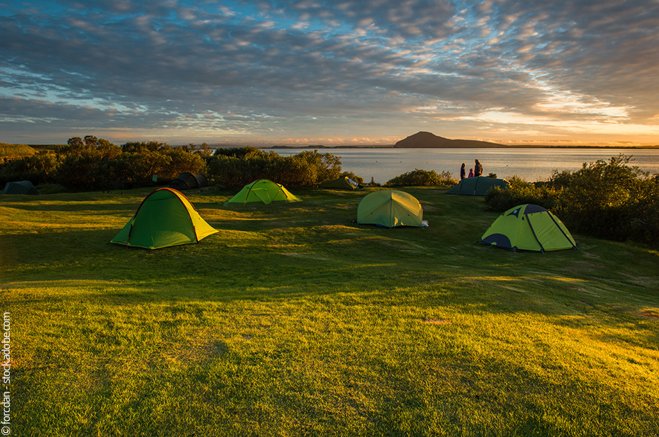https://media.routard.com/image/11/4/fb-campings.1490114.jpg