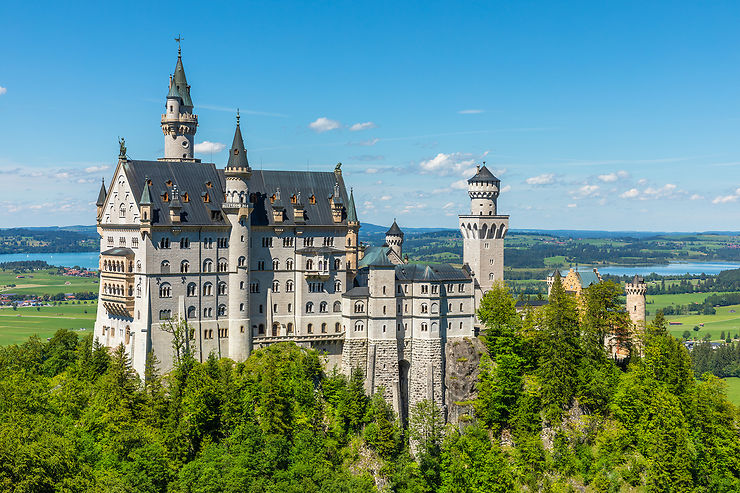 Neuschwanstein : des mythes médiévaux à Walt Disney