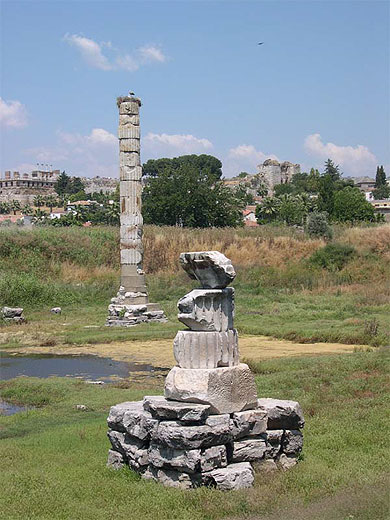 Ruine d'une des 7 merveilles du monde antique Ruine d'une des 7 merveilles du monde antique