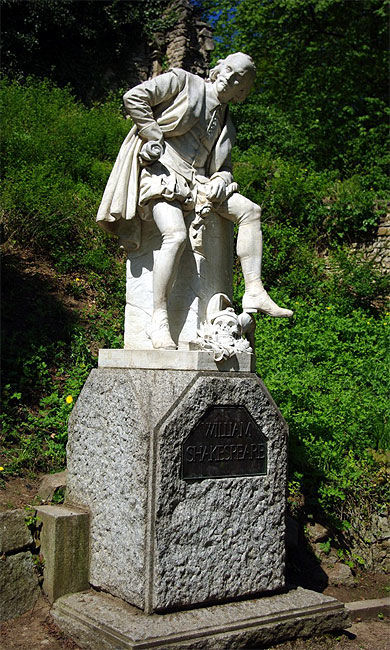 La statue de Shakespeare dans le parc de l'Ilm