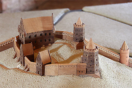 Maquette de la Tour de Gediminas, du château et des remparts