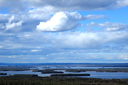 Vue depuis Gesundaberget sur le Lac Siljan