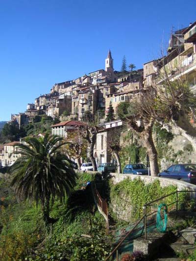 Village d'Apricale Village d'Apricale