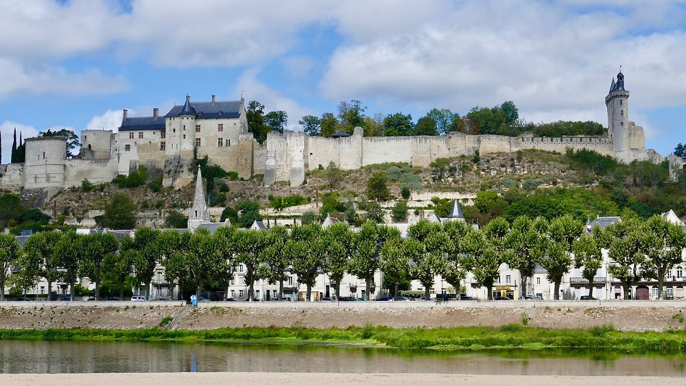 Vue sur le château Chinon