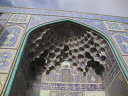 Décoration de la mosquée du sheikh Lotfollah