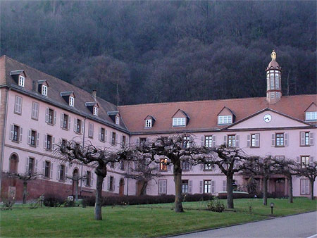 Bien paisible pour un château Bien paisible pour un château