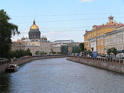 St Petersbourg autour de la cathedrale St Isaac
