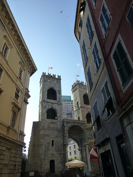 Ancienne porte de la ville de Gênes
