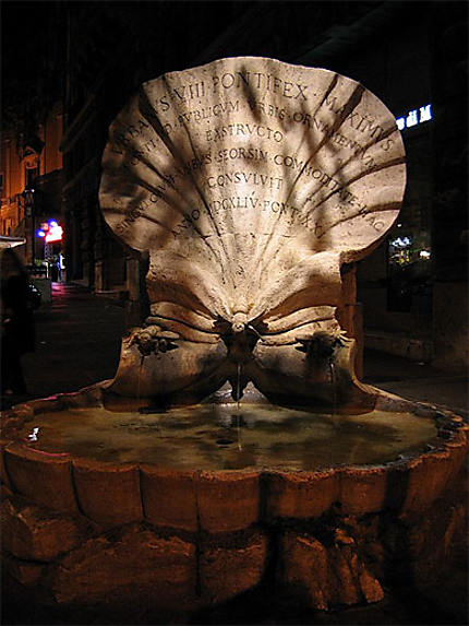 Fontaine du quartier Barberini