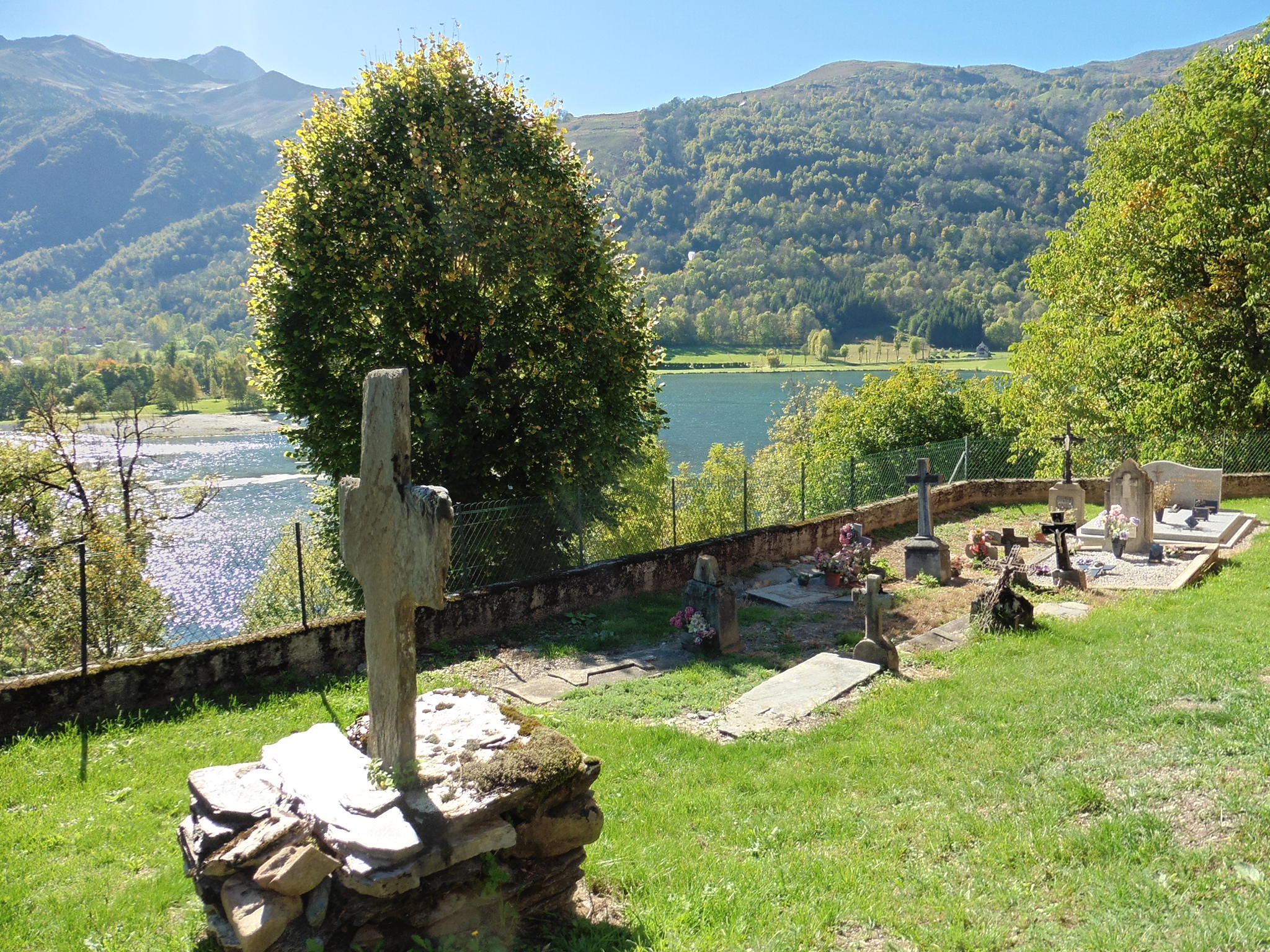 Sérénité au bord du lac de Genos Sérénité au bord du lac de Genos