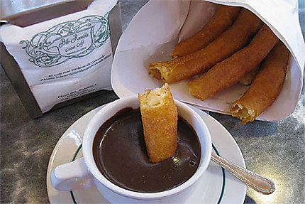 Grenade - Plaza Bib Rambla - Mon délicieux chocolat chaud !
