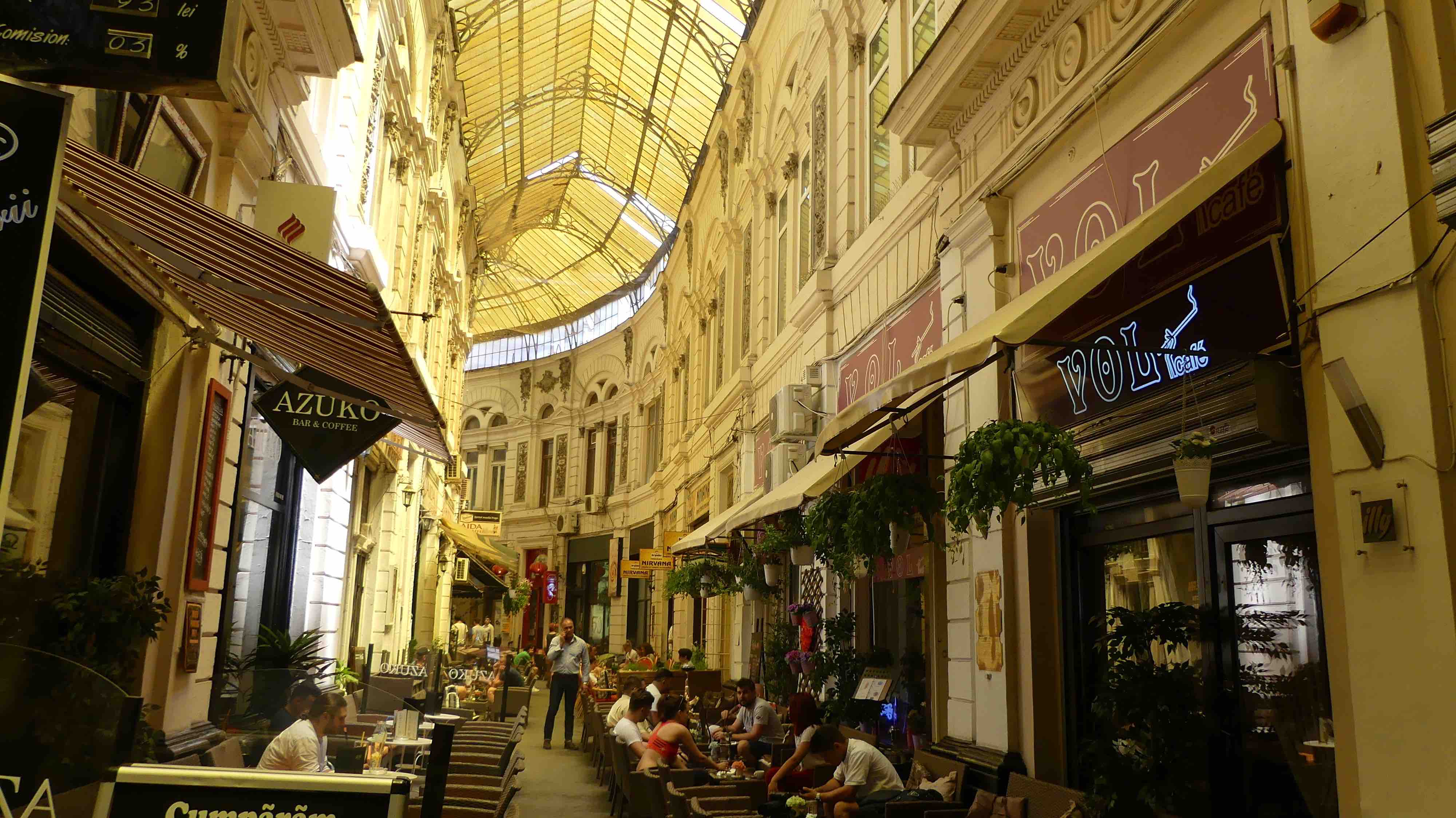 Passage couvert Macca Vilacrosse de Bucarest Passage couvert Macca Vilacrosse de Bucarest