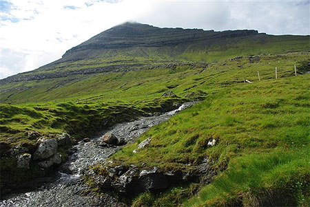 Sur les hauteurs de Klaksvik Sur les hauteurs de Klaksvik