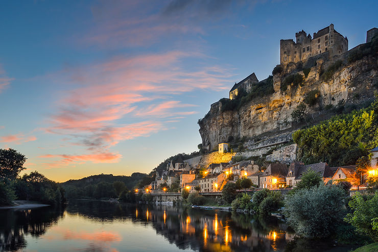 beynac-dordogne-village.1495126.142.jpg