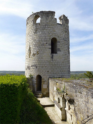 La Tour du Moulin à Chinon La Tour du Moulin à Chinon