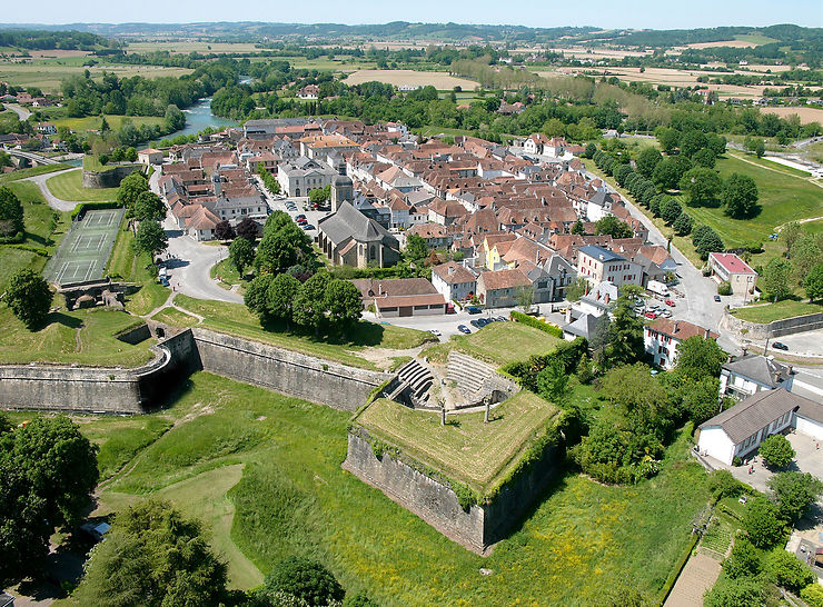 Revivre l’époque médiévale dans les cités du Béarn des Gaves