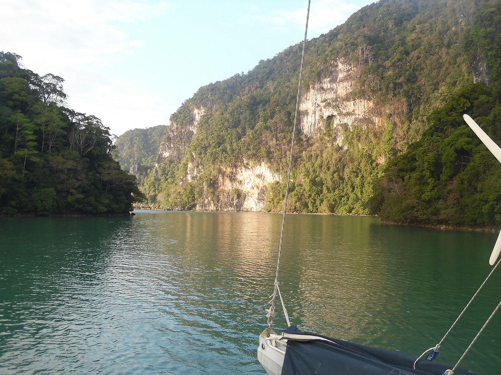 Mouillage tranquille sur Langkawi