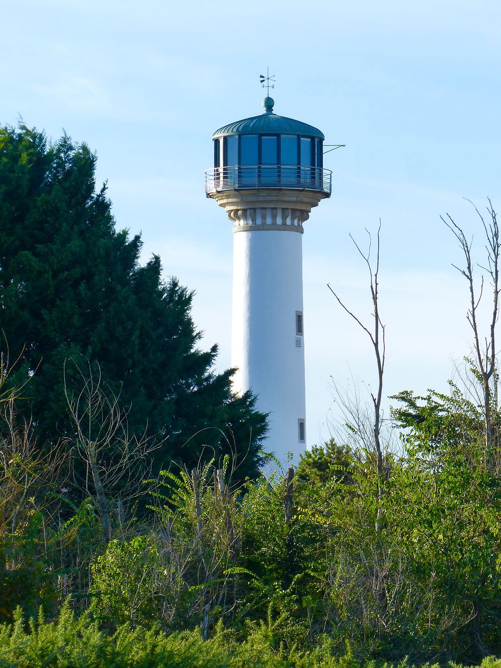 Le  phare de Kerbel devenu hôtel 