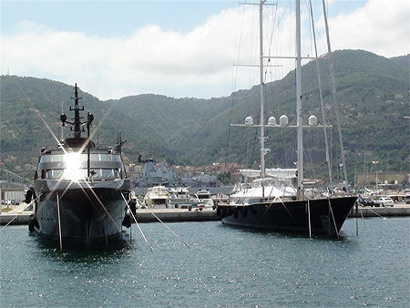 Bateaux au port de la Spezia