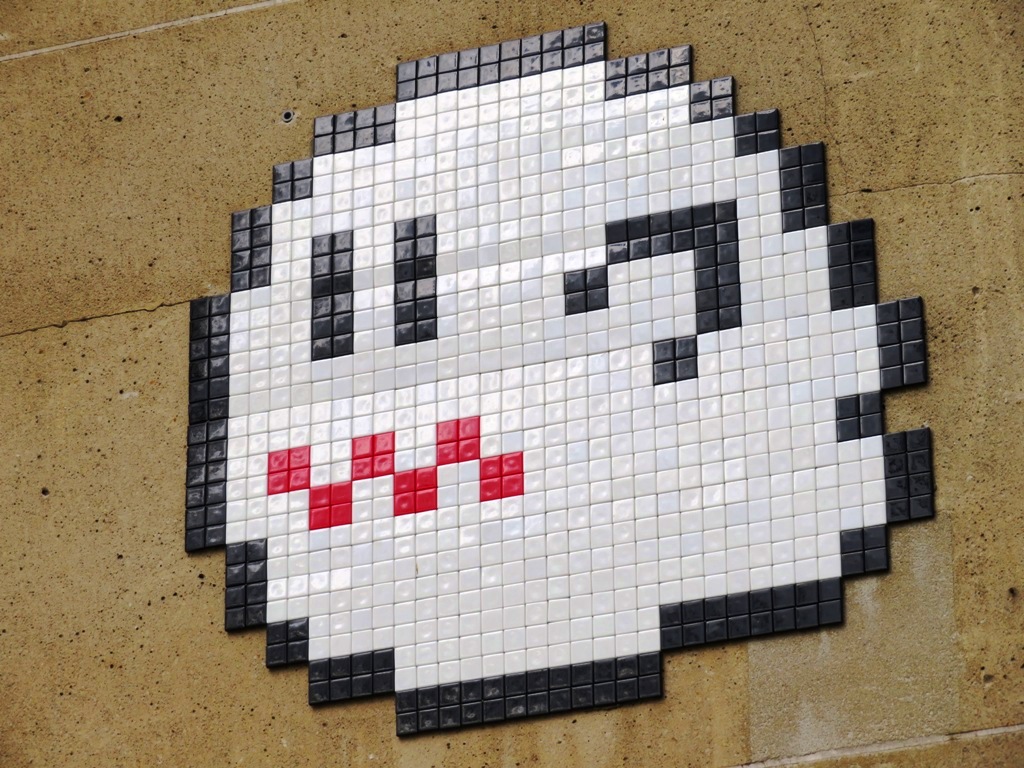 Art street (le fantôme, par Space Invader) Art street (le fantôme, par Space Invader)
