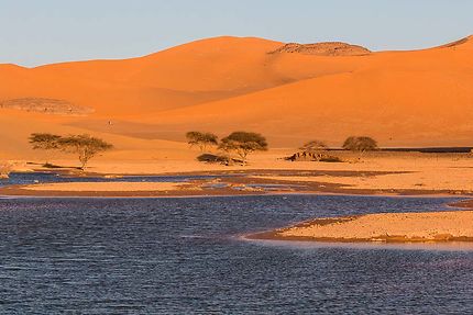 Moul N'aga - Lac dans le désert