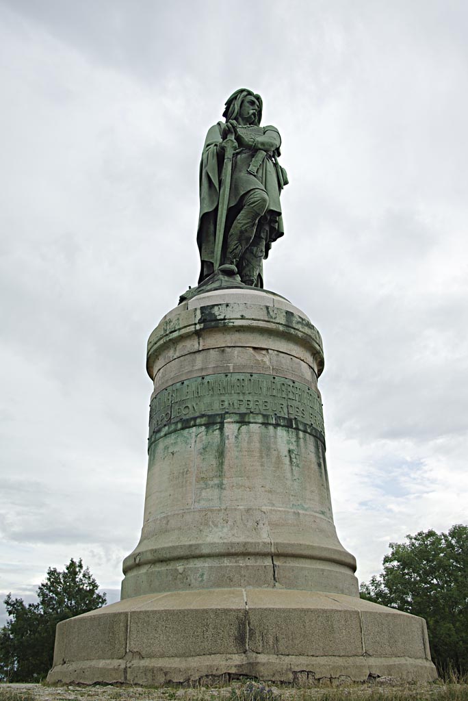 La statue de Vercingétorix La statue de Vercingétorix