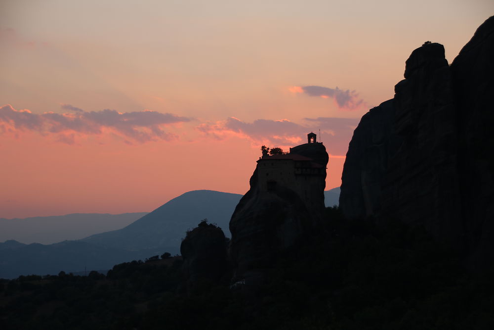 Coucher de soleil sur les Météores