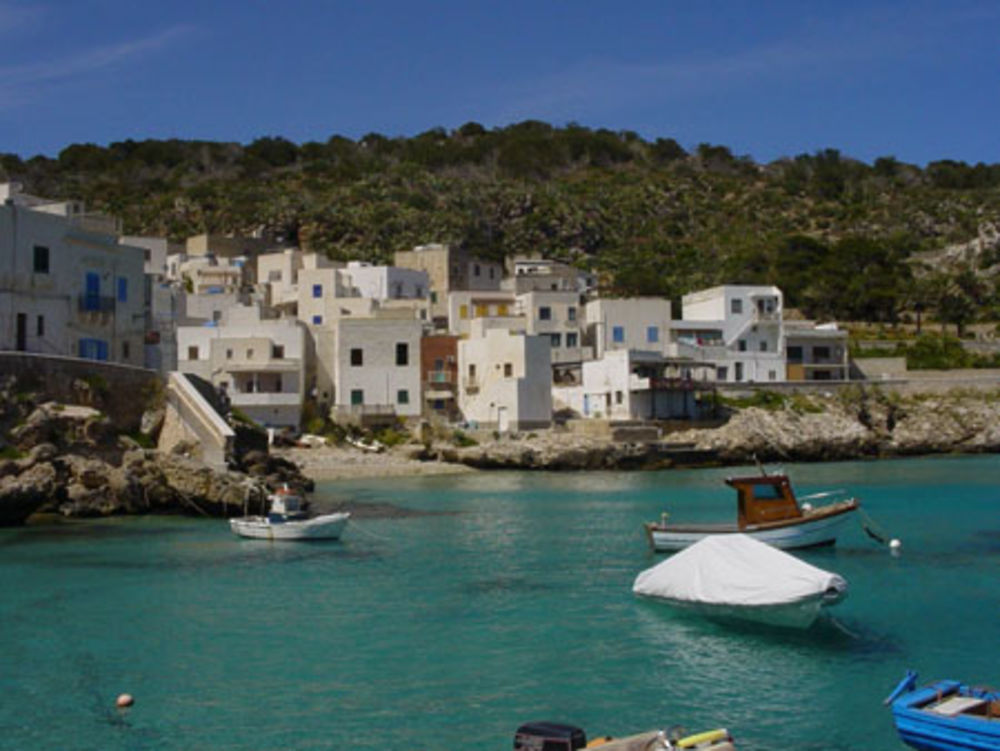 Le port de Levanzo