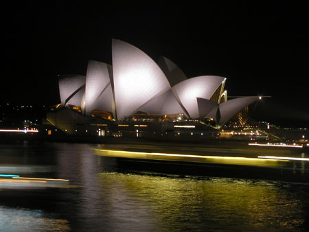 L'opéra de Sydney de nuit L'opéra de Sydney de nuit