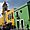 Façades colorées d'une rue de Puebla