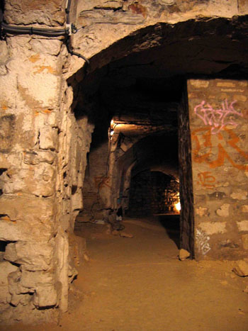Cave-carrière Delacroix Cave-carrière Delacroix